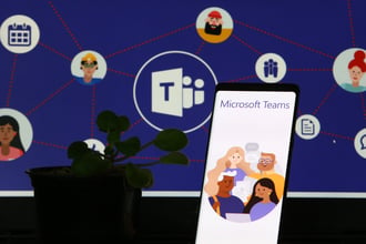 Microsoft TeamsとTeams Roomsを使ったビデオ会議の使い方を紹介